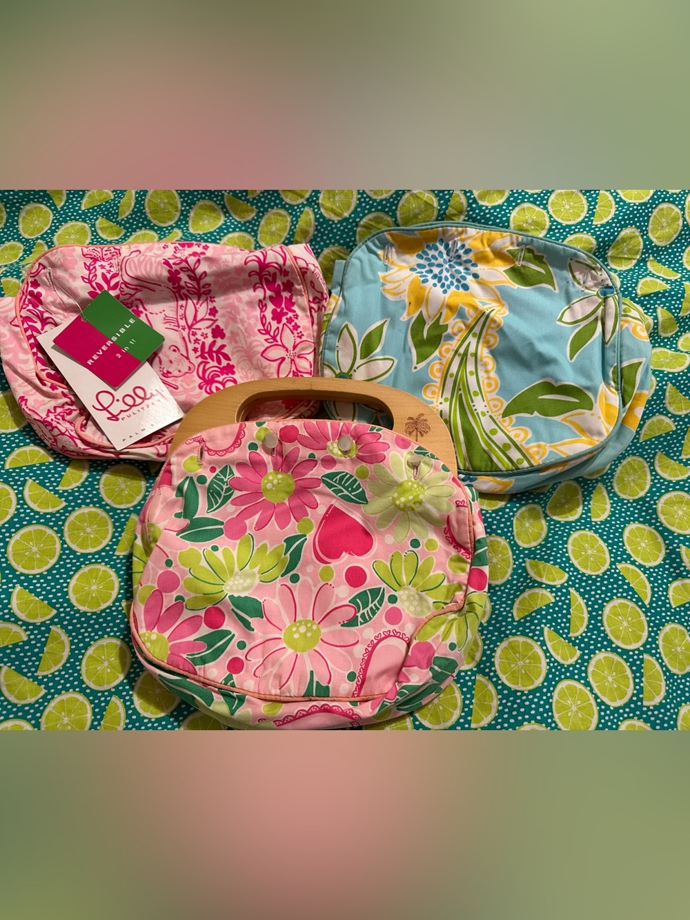 Vintage Lilly Pulitzer Bermuda Bag with three reversible covers.